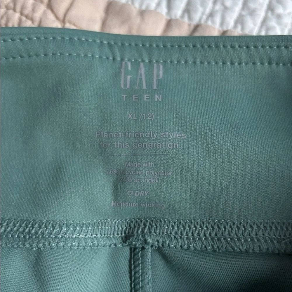 GAP bundle bicker